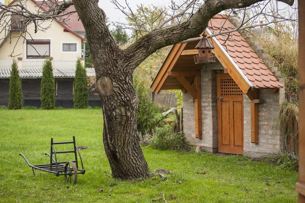 Doere Vendeghaz Apartment Bakonyszentlaszlo Exterior foto