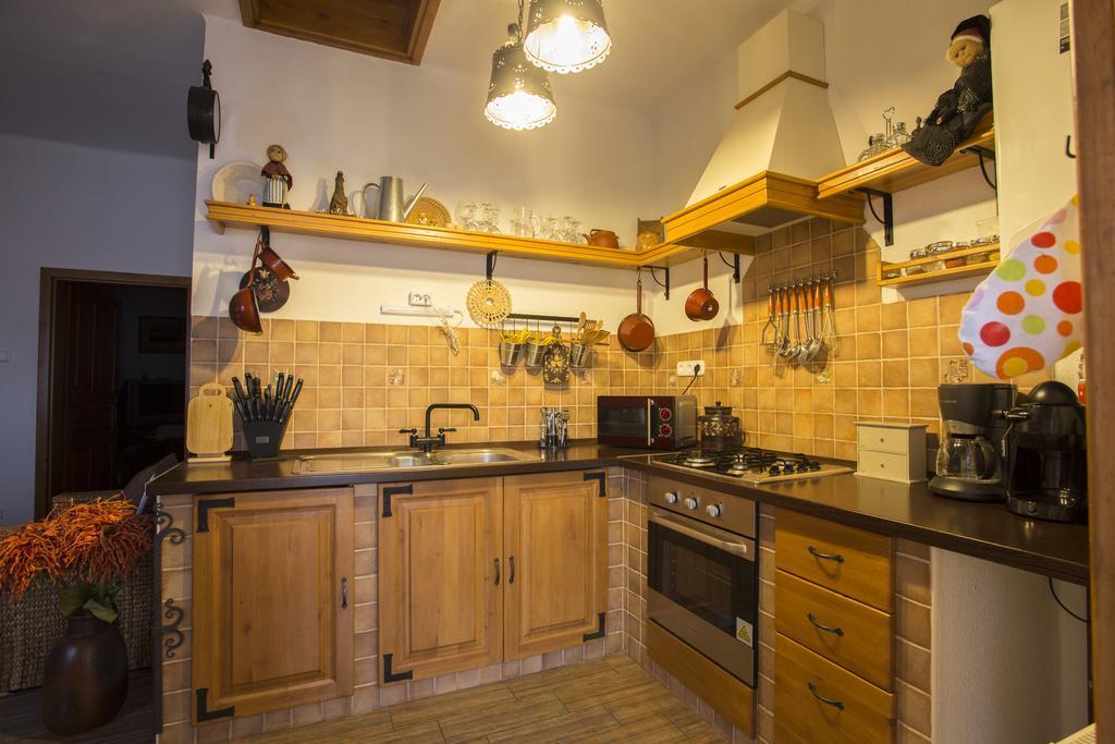 Doere Vendeghaz Apartment Bakonyszentlaszlo Exterior foto